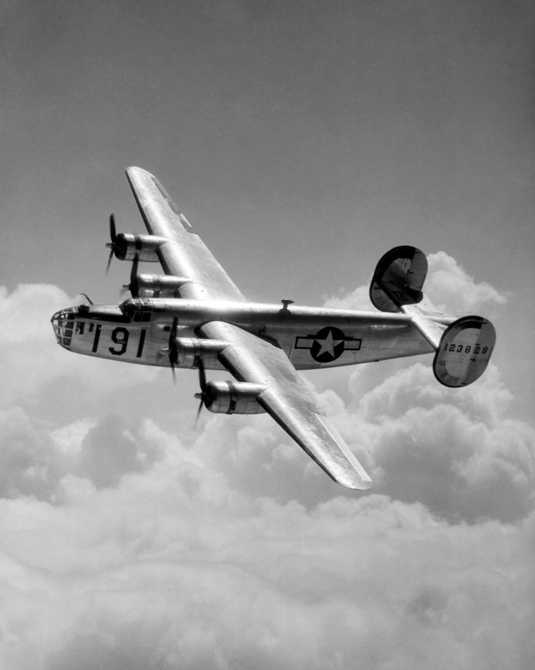 B-24 Liberator Heavy Bomber | 2LT Thomas E. Cartmell USAAF